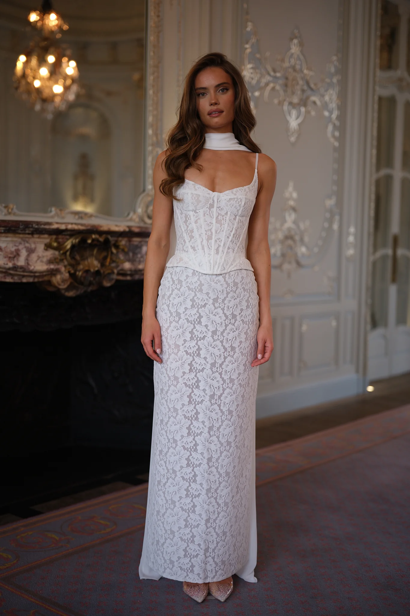 PENELOPE LACE GOWN - Image 5